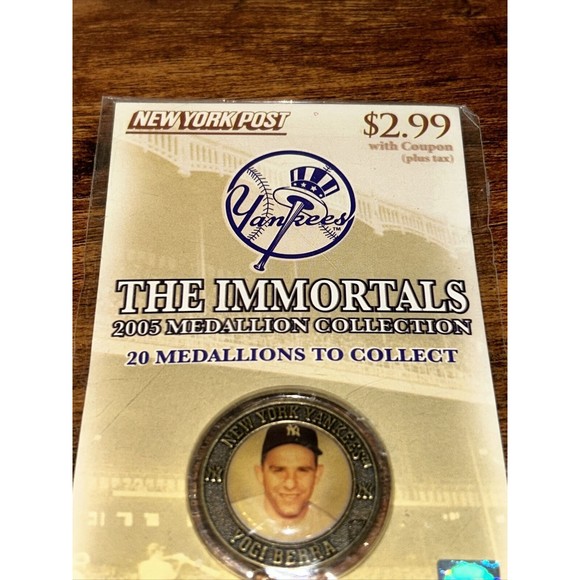 Yogi Berra 2005 New York Yankees NY Post Medallion Coin The Immortals Collection - Picture 3 of 7